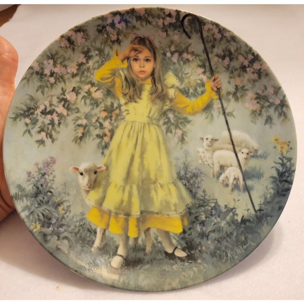Collectible Plate Bradex Little Bo Peep John McClelland's Mother Goose #L17348